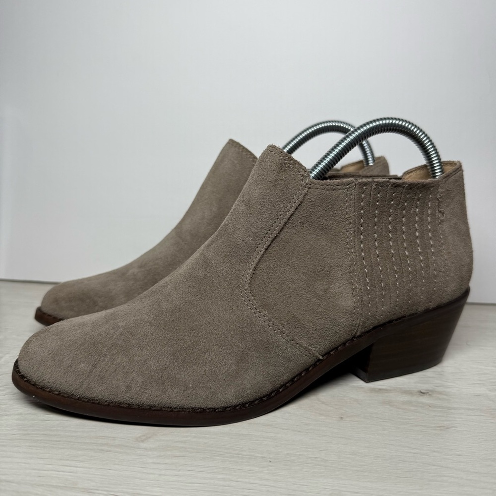 Lucky Brand Ankle Boots Booties Women’s 8.5 Folley Taupe Suede Shoes